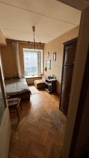 Из старого ремонта &mdash; в современный интерьер с настроением ретро: квартира 76 кв. м доме 1967 года (фото до и после)