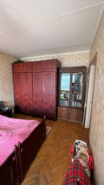Из старого ремонта &mdash; в современный интерьер с настроением ретро: квартира 76 кв. м доме 1967 года (фото до и после)